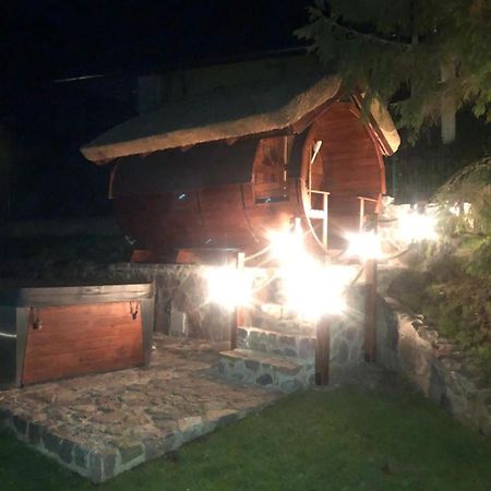 Dom Nad Jeziorem Ublik Z Sauna I Jacuzzi Exterior foto