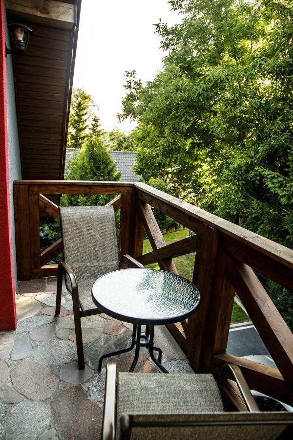Dom Nad Jeziorem Ublik Z Sauna I Jacuzzi Exterior foto